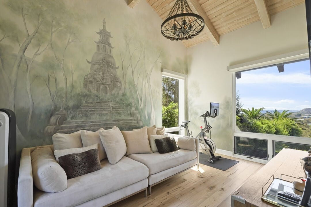 Solis Vista, Serra Rd, 90265