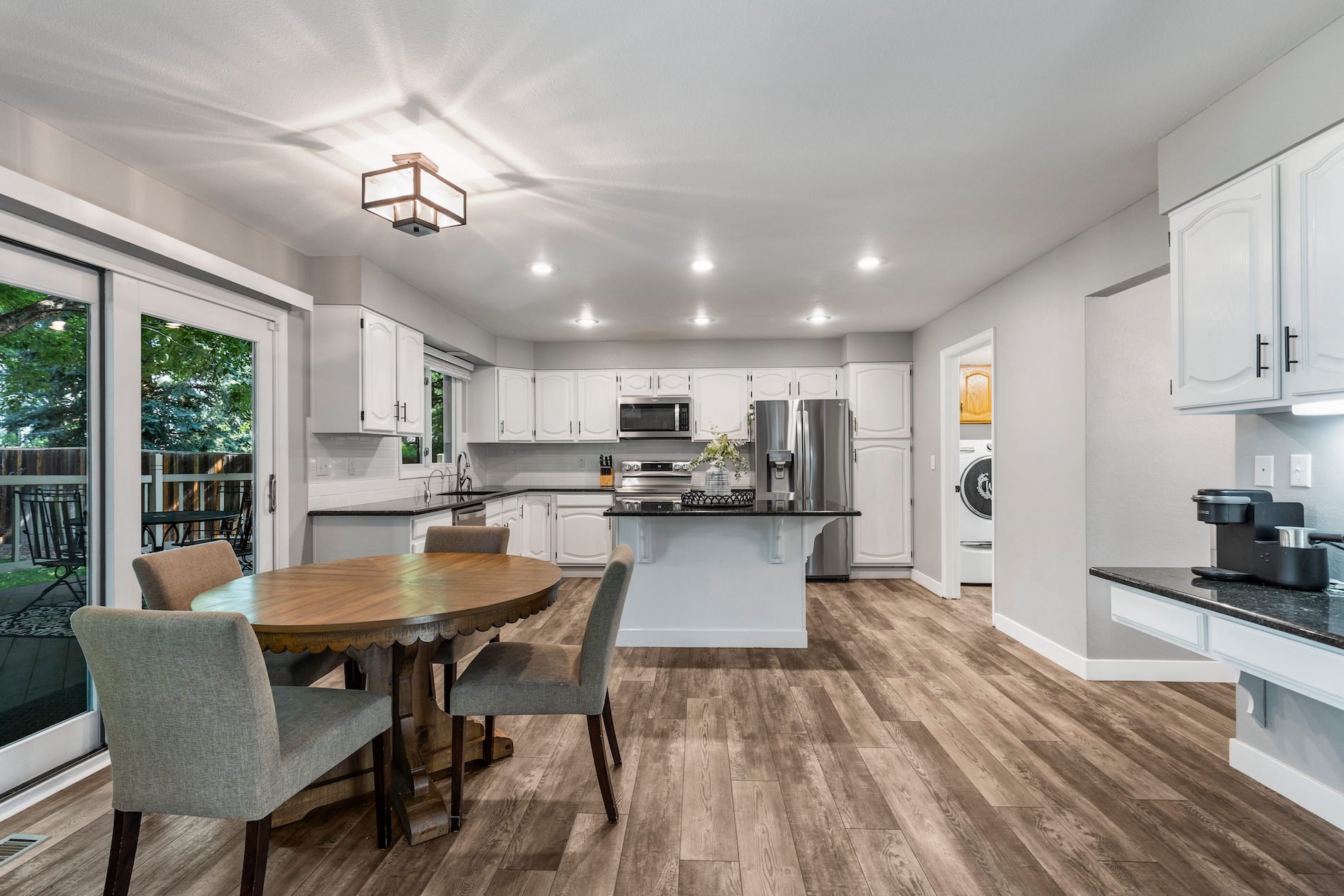 8745 Meadowlark Circle