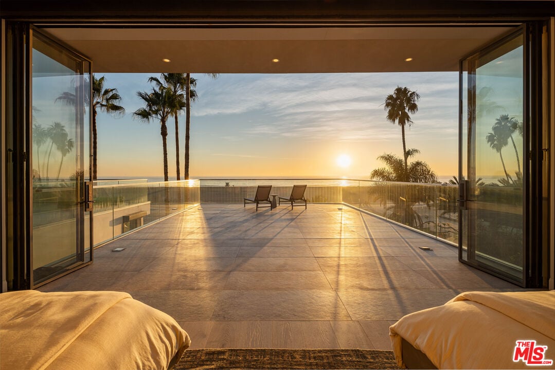 Palisades Beach Rd, 90403