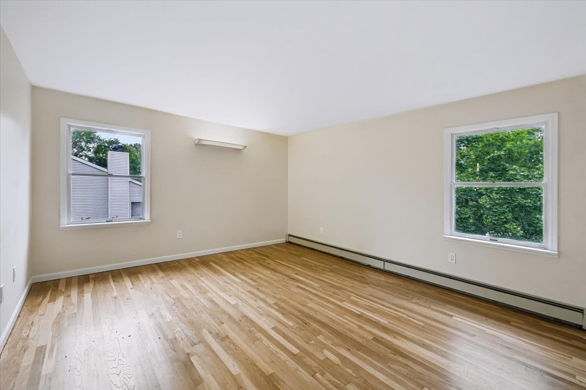 156 River Rd