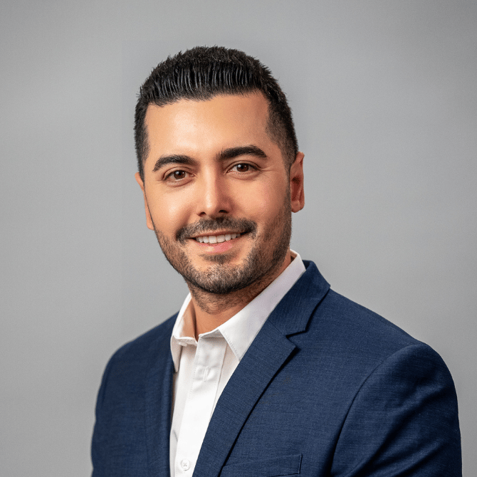 Marcos Real Santa Clarita, CA Real Estate Agent Headshot