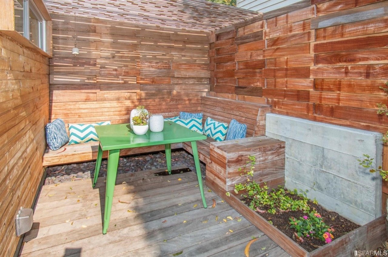 38 Lippard Avenue