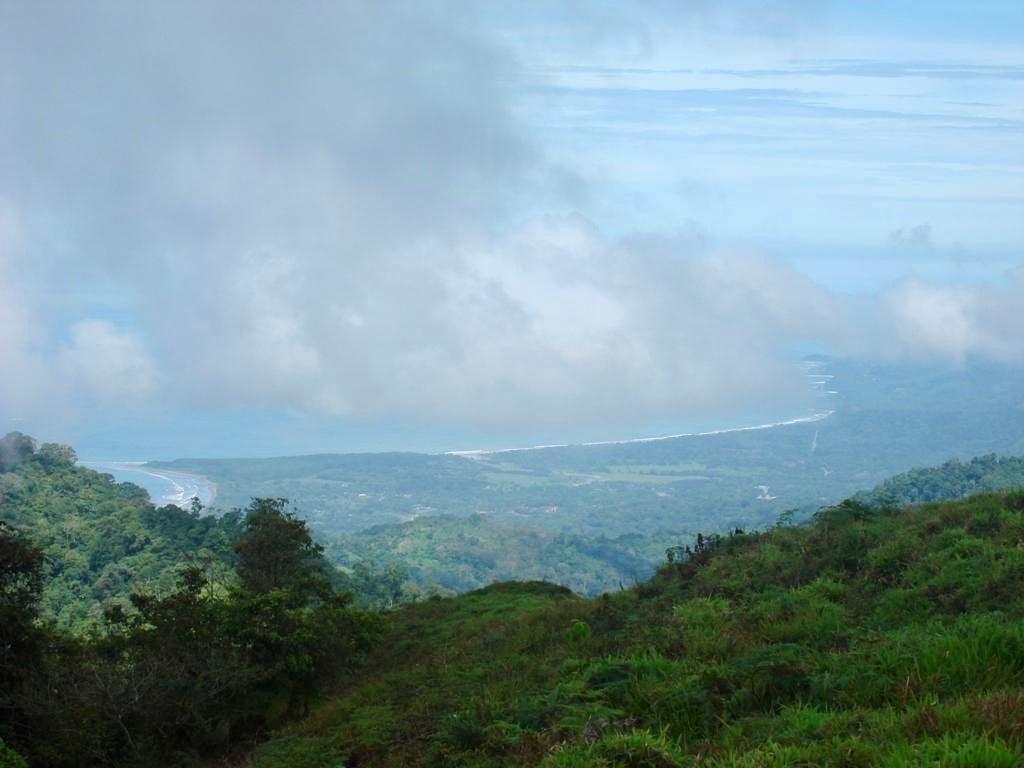Los Cerritos Farm – 6.4 Acres of Ocean & Mountain Serenity