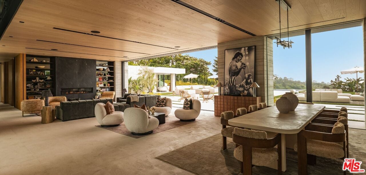 Skyreach Manor, Dume Dr, 90265