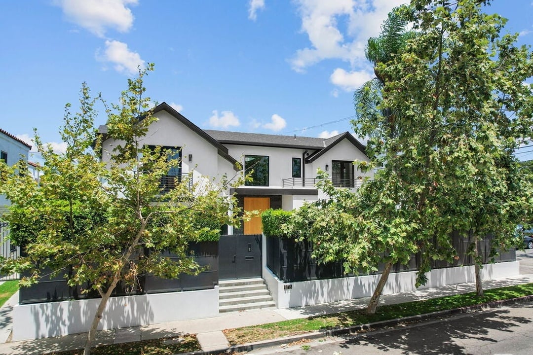 W 6th St, 90048