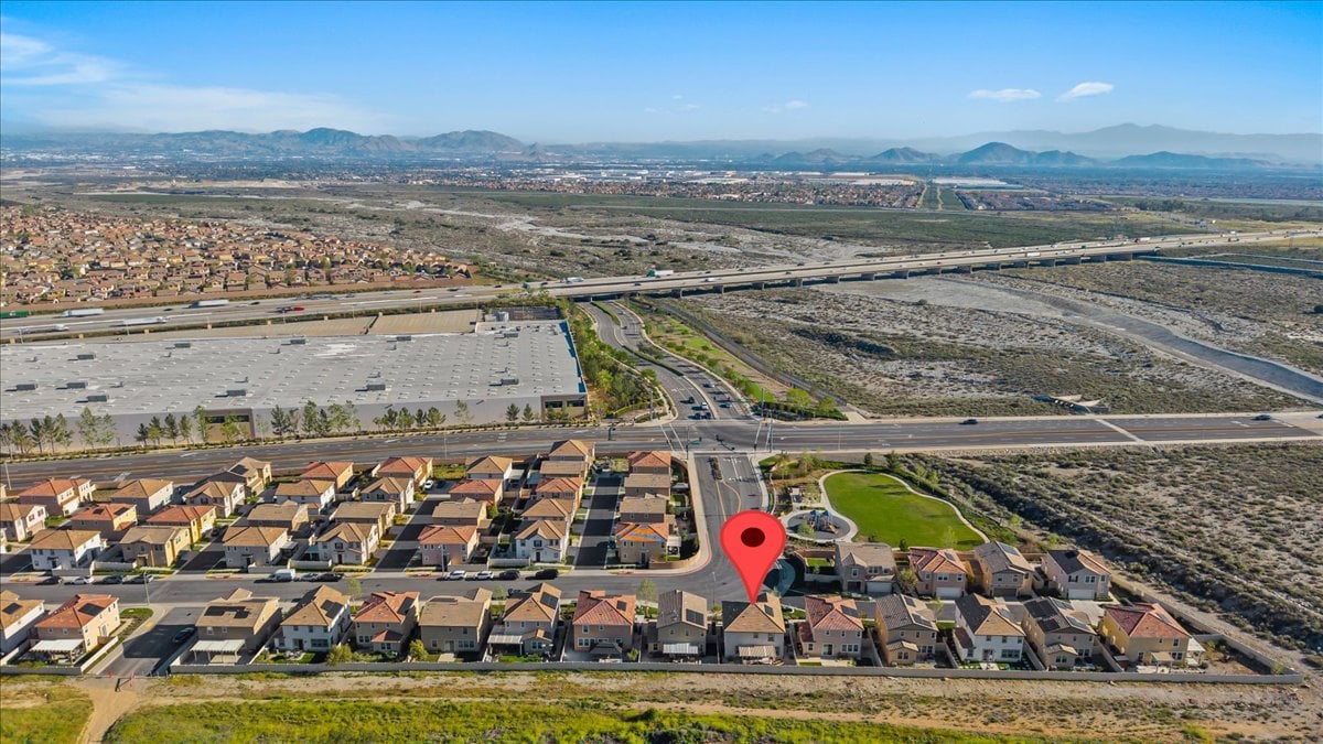 17114 Gray Pine Pl, San Bernardino, CA 92407