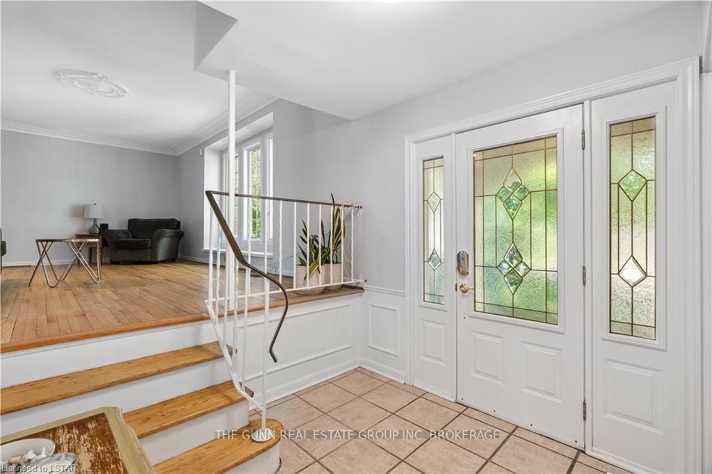711 Griffith St