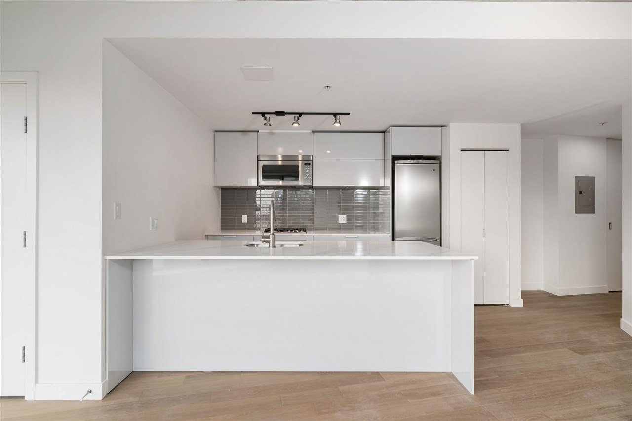 128 W Cordova St, #1808