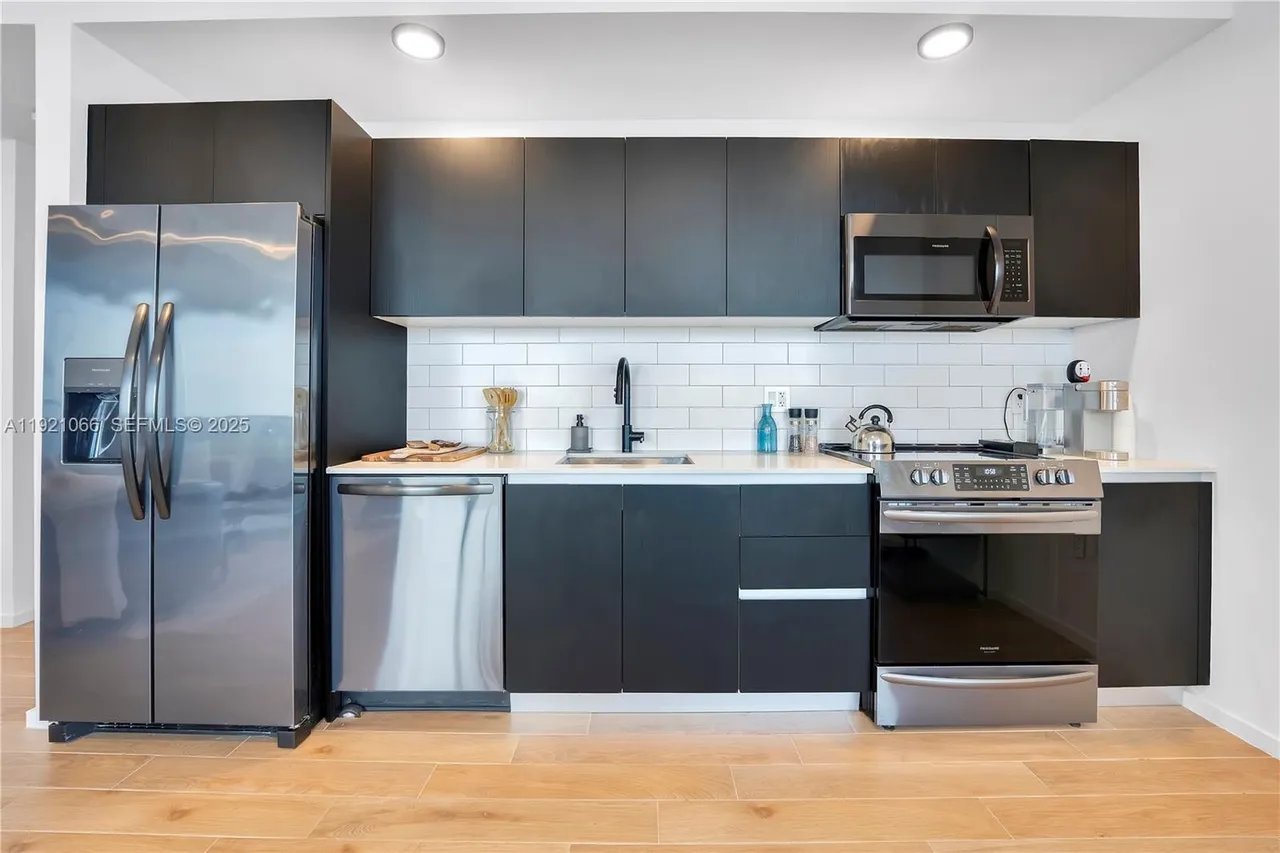 New To The Market: 398 NE 5th Street #3709, Miami, FL | Miami Condo For Sale