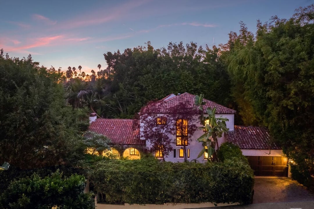 Sunset Vale Ave, 90069