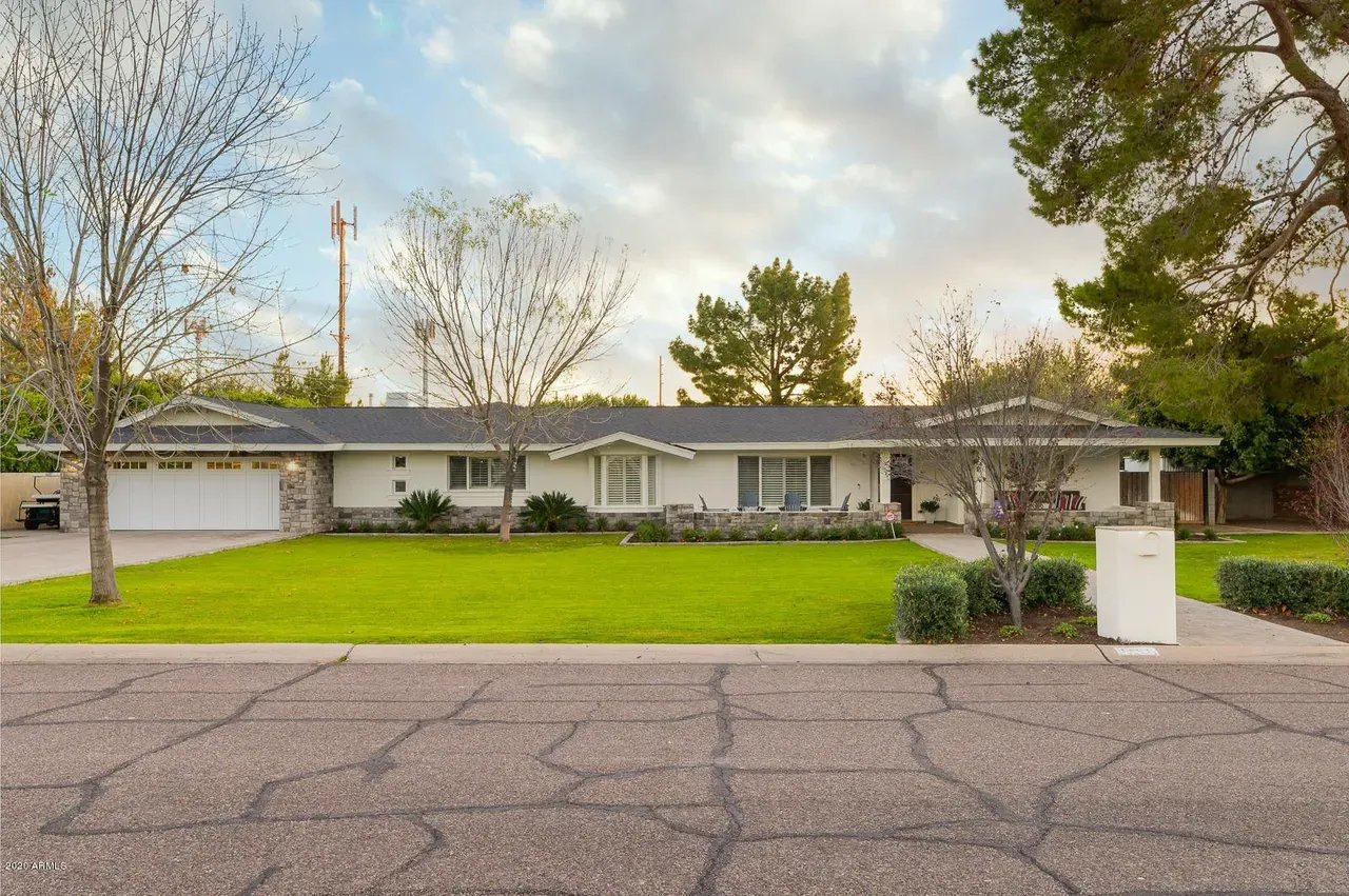 5631 E Calle Camelia