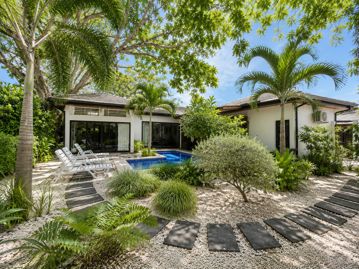 Calle Uno 28 | 3-Bed Modern Tropical Home Minutes from Tamarindo
