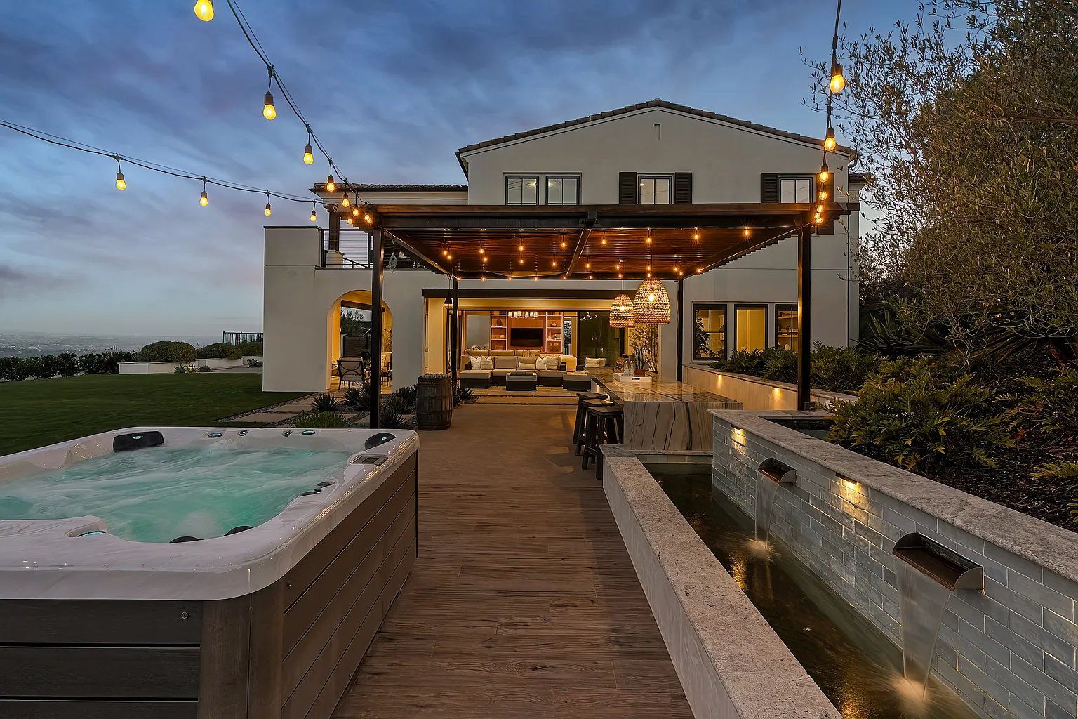 3947 Rancho Summit Dr