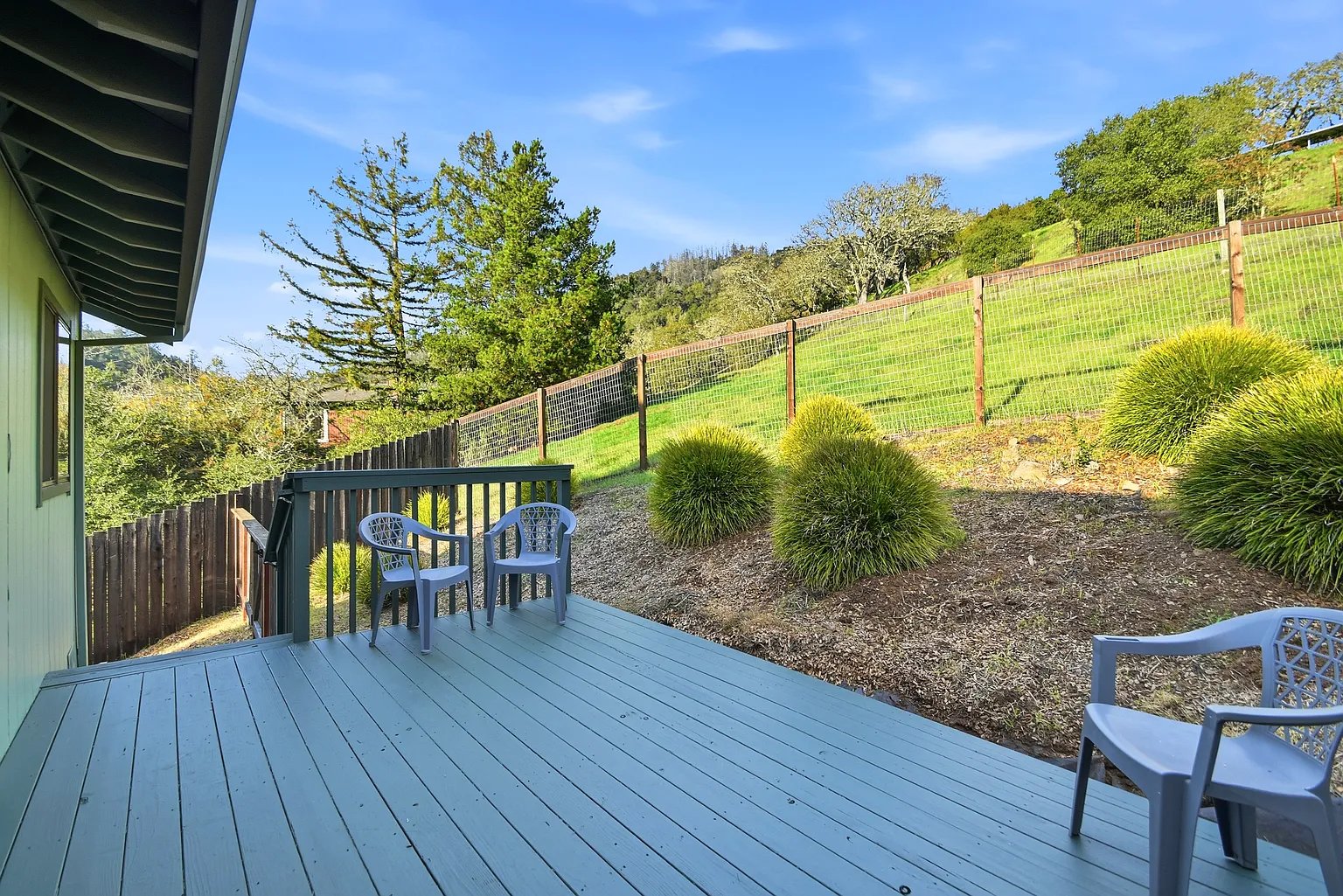 5827 La Cuesta Dr