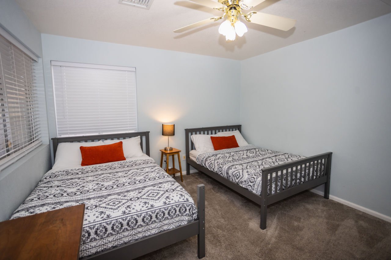2860 Arabian Dr