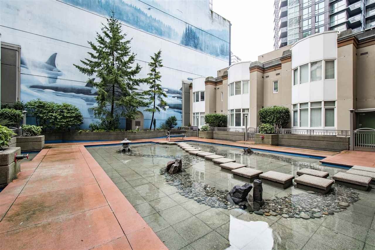 1166 Melville St, #1501