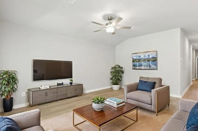 18479 Landing Meadows Ln