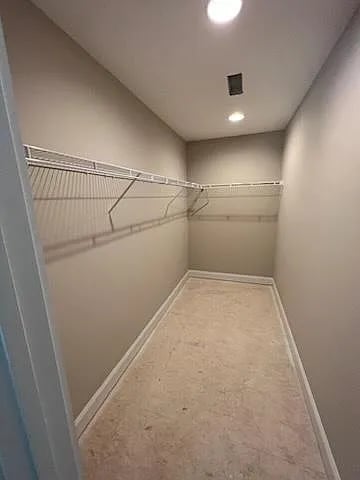 375 Woodside Ln