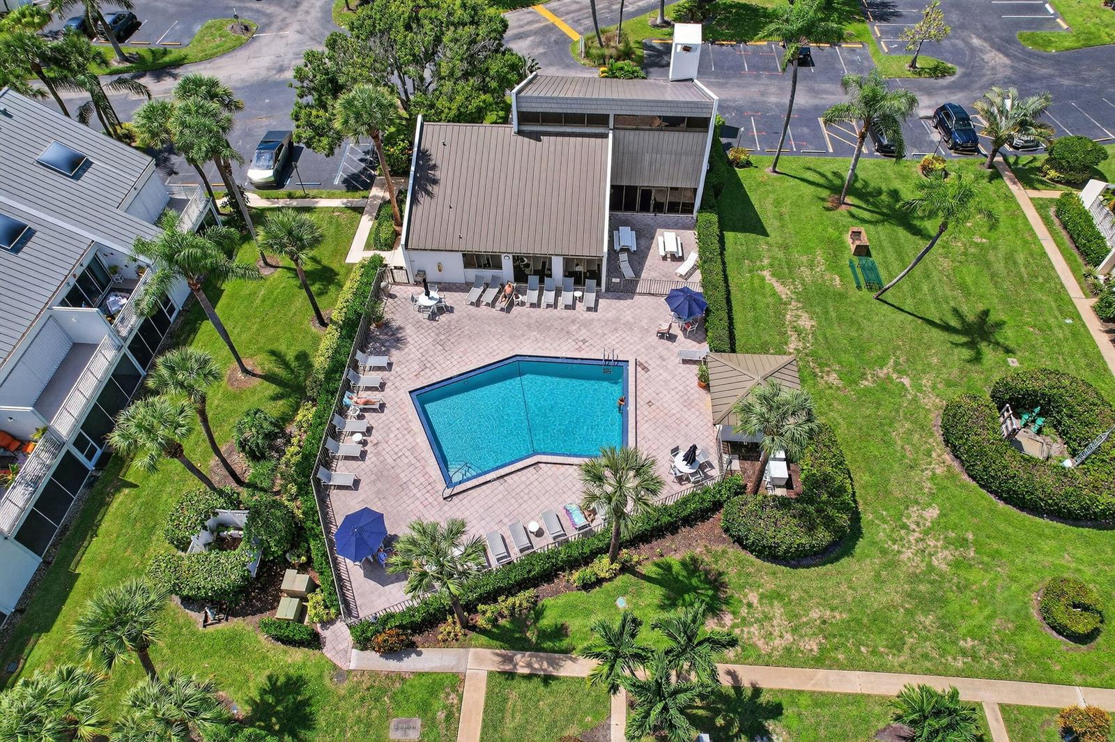 1605 S US Highway 1 Apt 8E