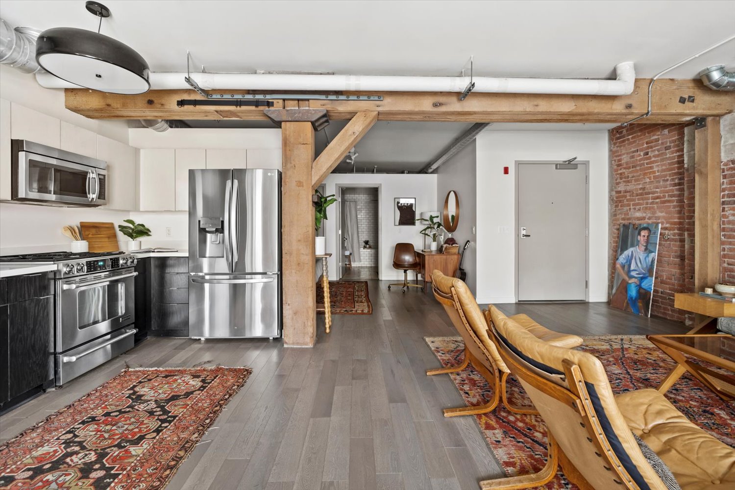 Breathtaking Exposed Brick & Beam Loft at THE BARKER BLOCK