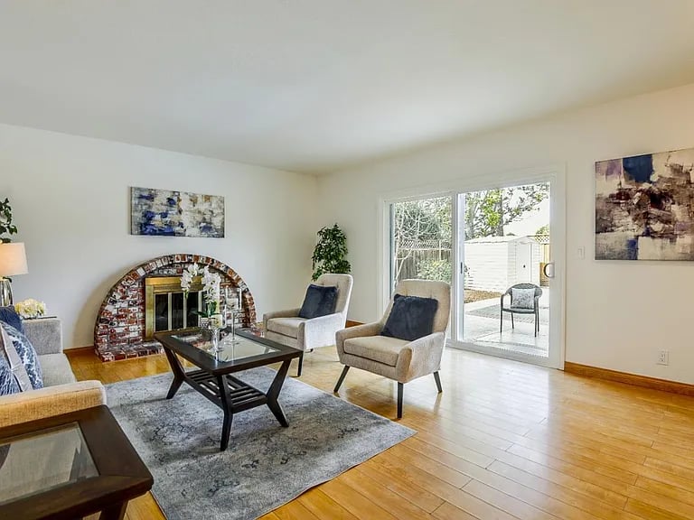 1747 Tahoe Dr
