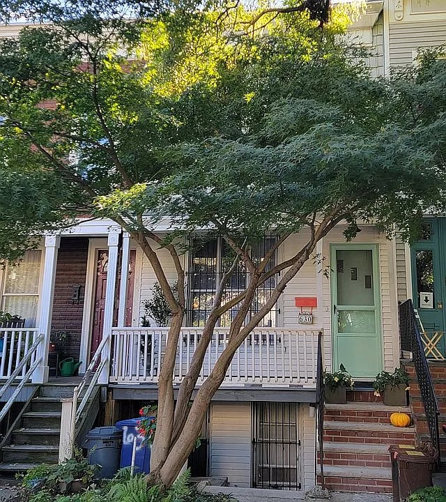 630 Vanderbilt Street *
