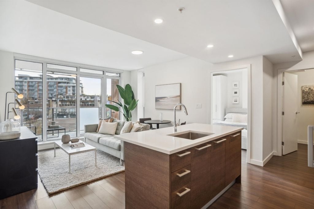 285 E 10th Ave, #309
