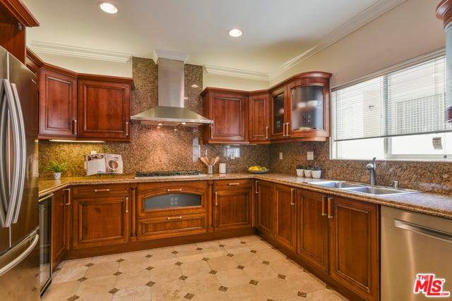 11723 Mayfield Ave #3