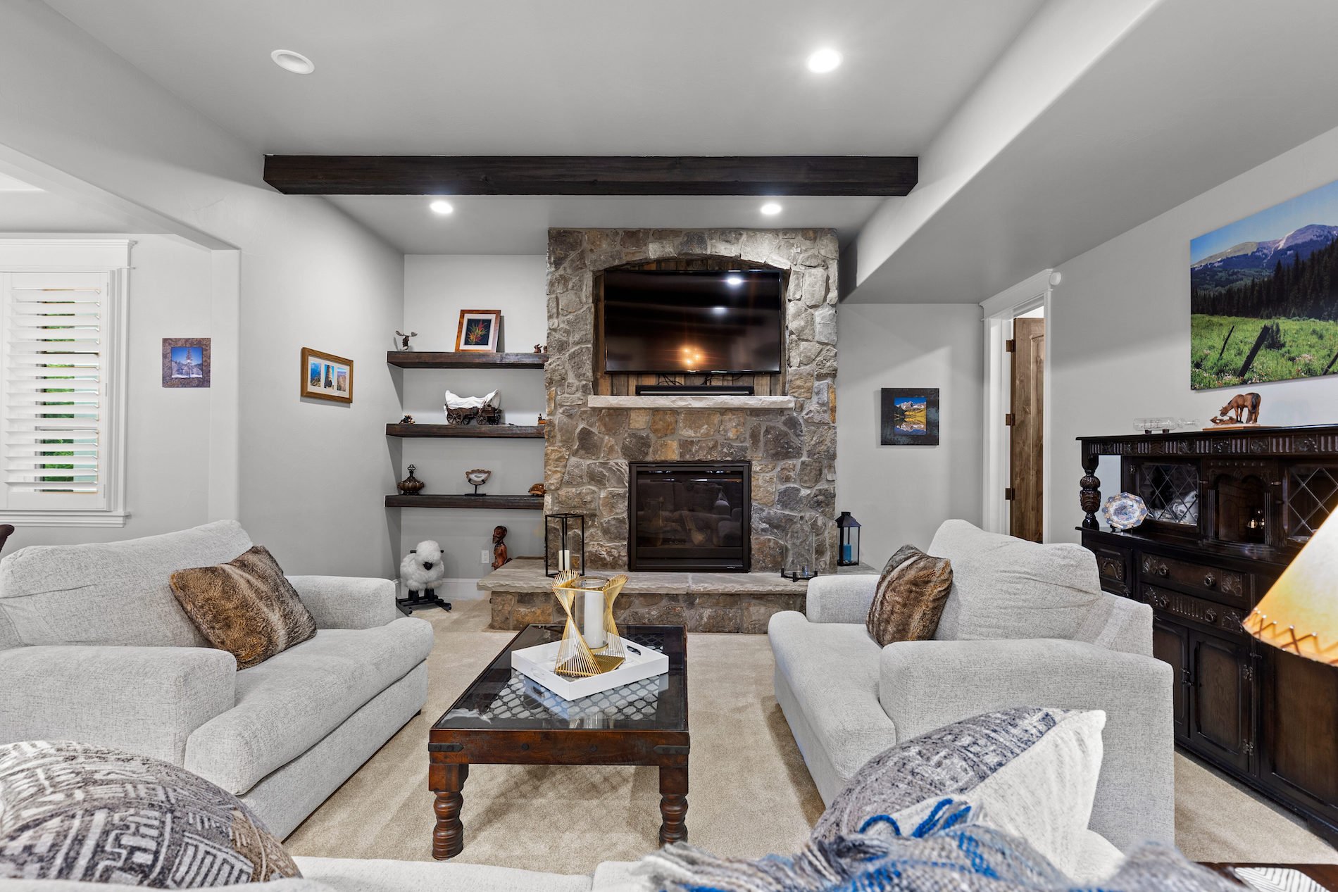 8326 Raphael Lane