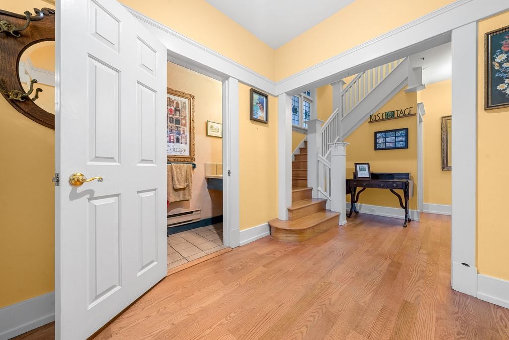 49 W 7th Ave, #3447