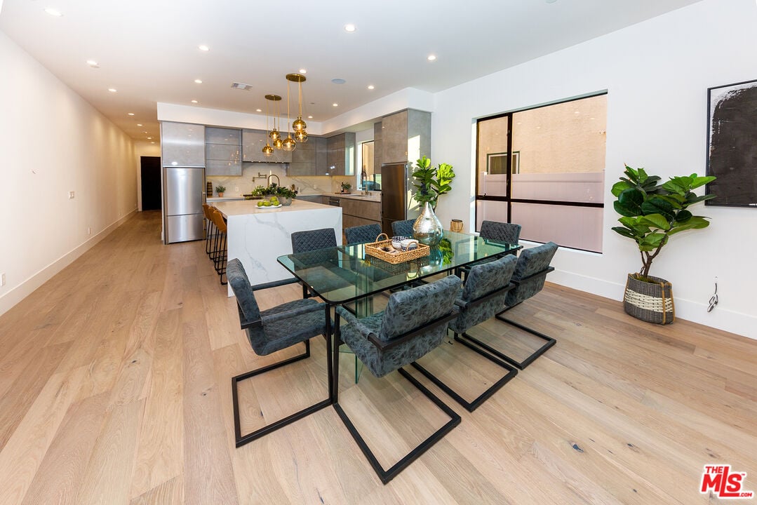 1635 S Sherbourne Dr