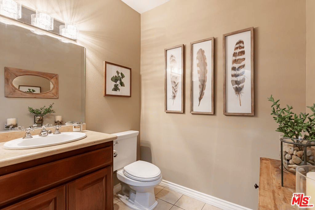 12449 Kling St, #PH1