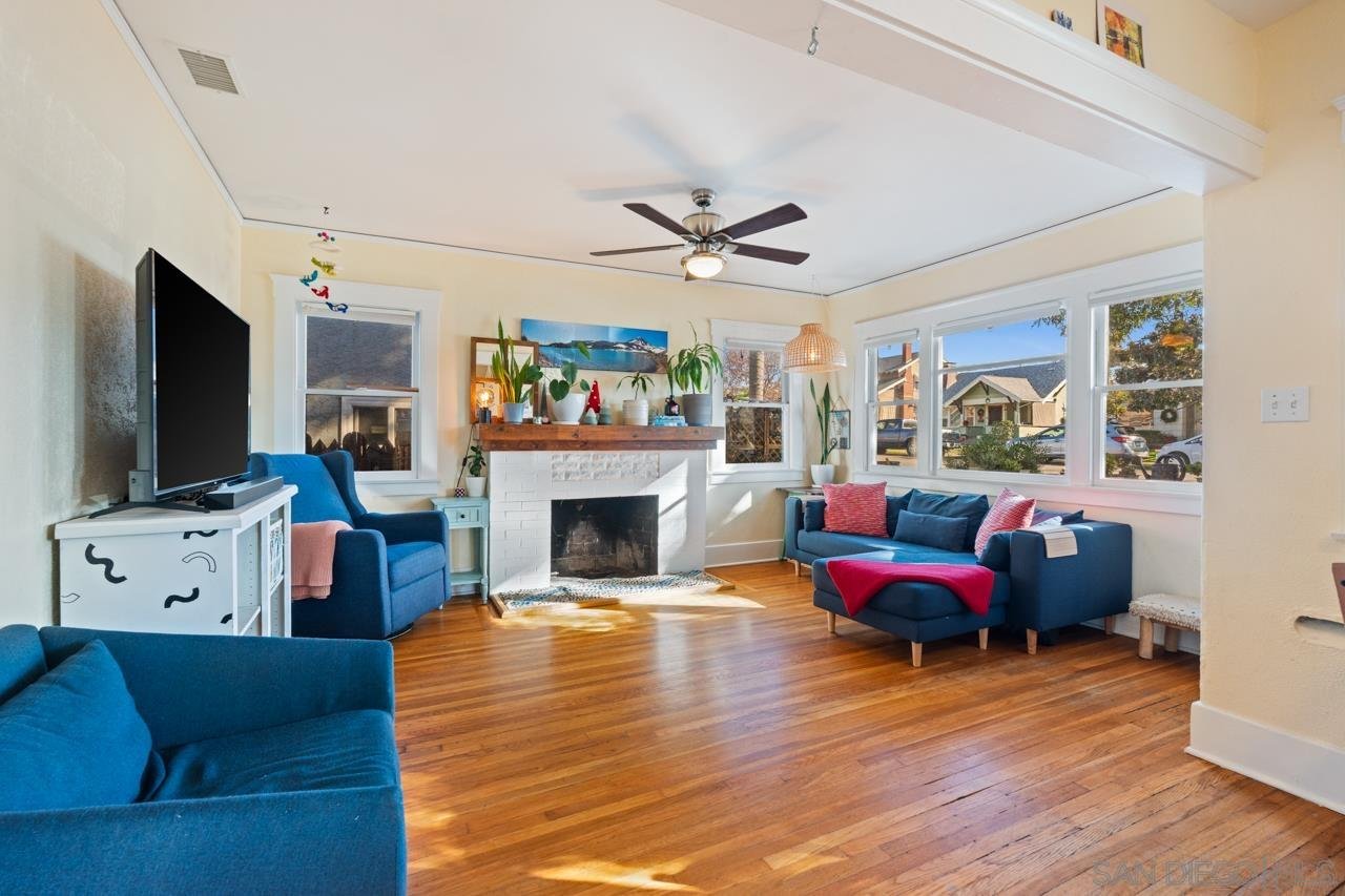 1042 Lincoln Ave. San Diego, CA