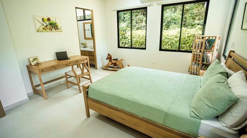 Luxury Riverfront Residence in Playa Dominical Walk to the Beach