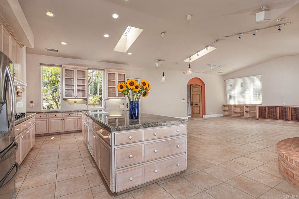6944 Rancho Cielo