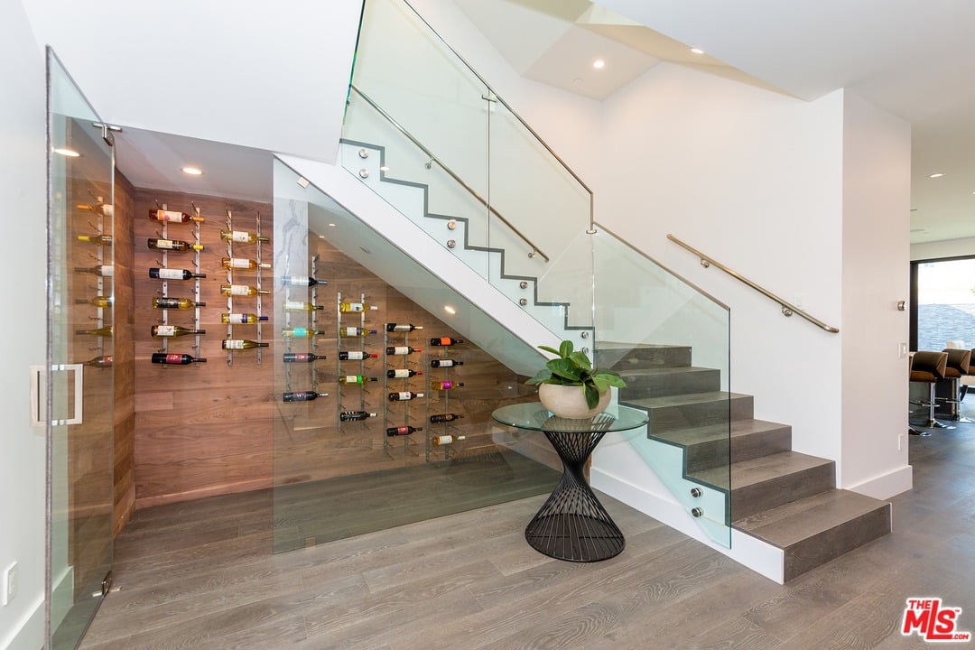 6511 Maryland Dr