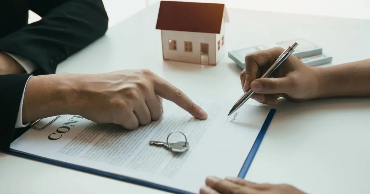 What Home Buyers Should Know About Property Surveys