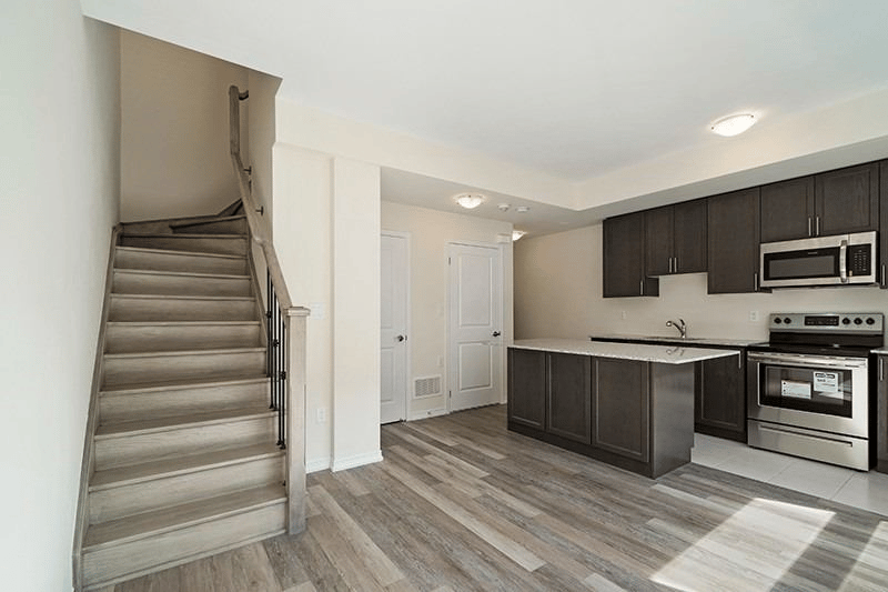 30 Fieldway Road Unit: 83