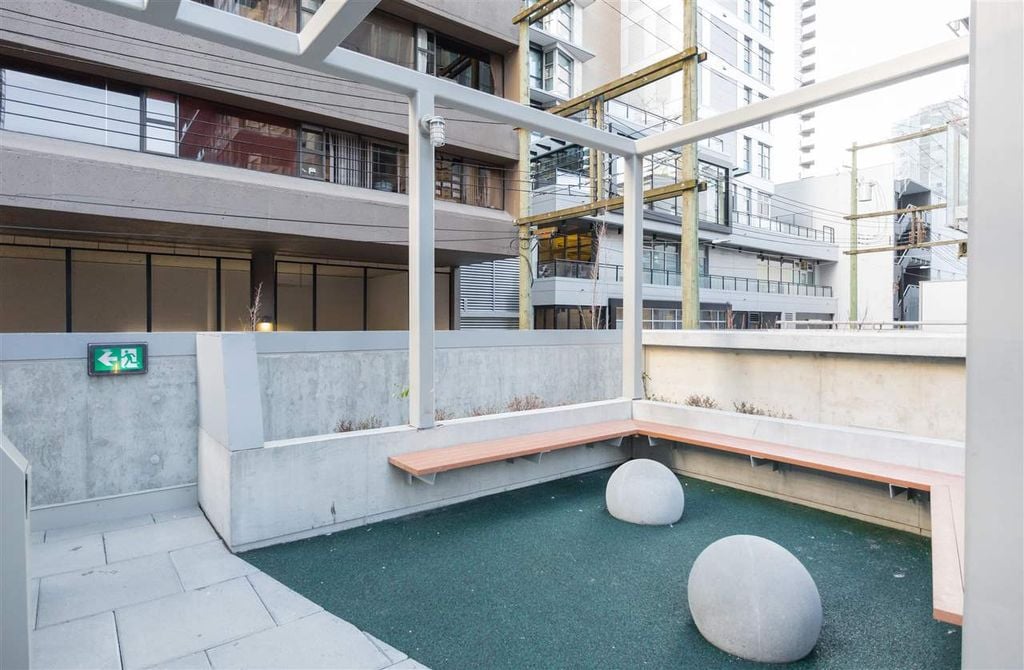 1133 Hornby St, #306