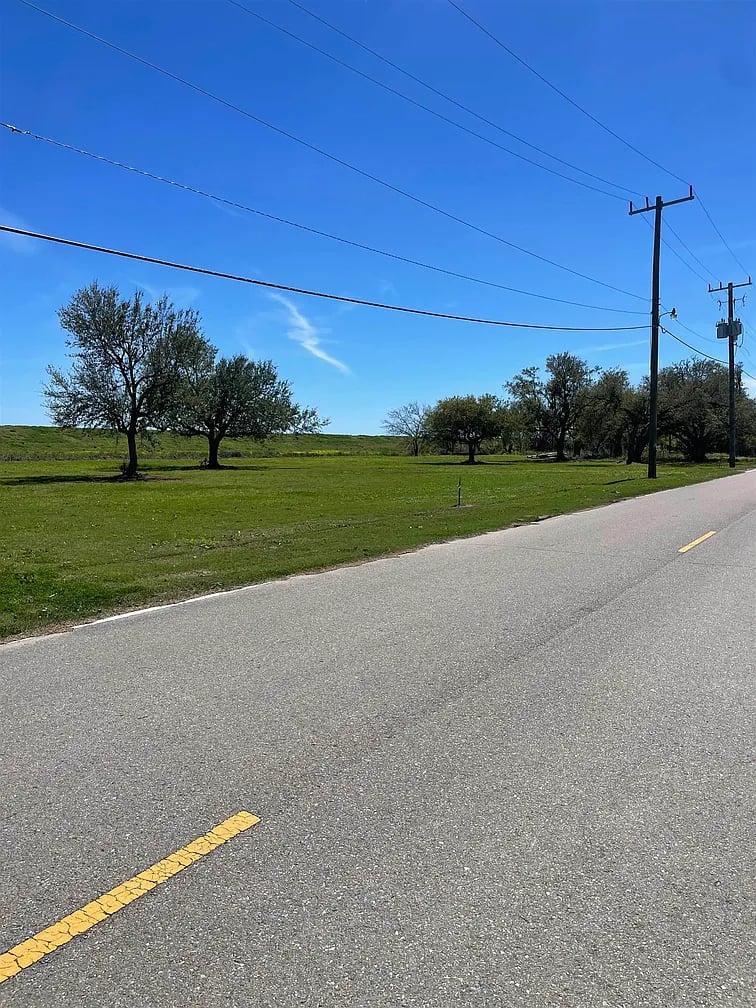 2168 Hwy 55