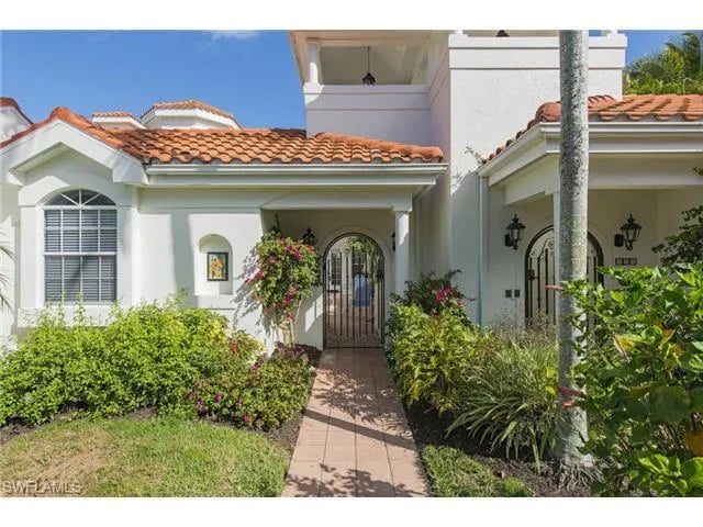 453 2nd Ave S Unit F1