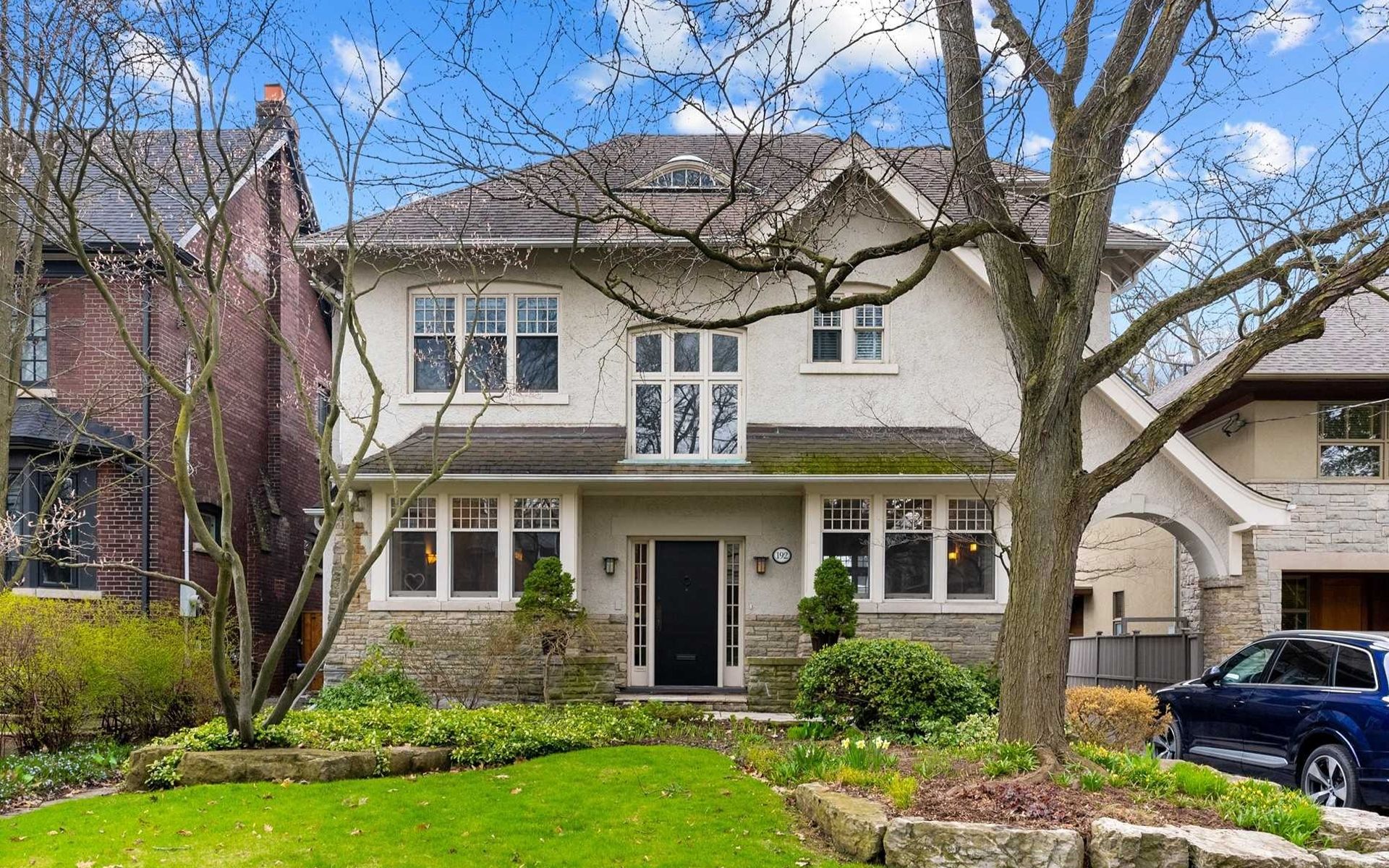 192 Inglewood Dr