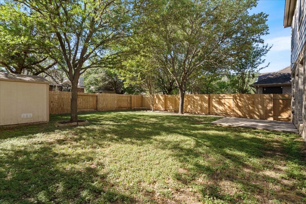 10937 Colonel Winn Loop