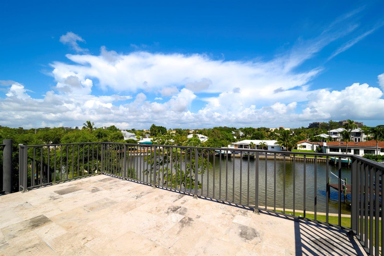 1950 Portage Landing N