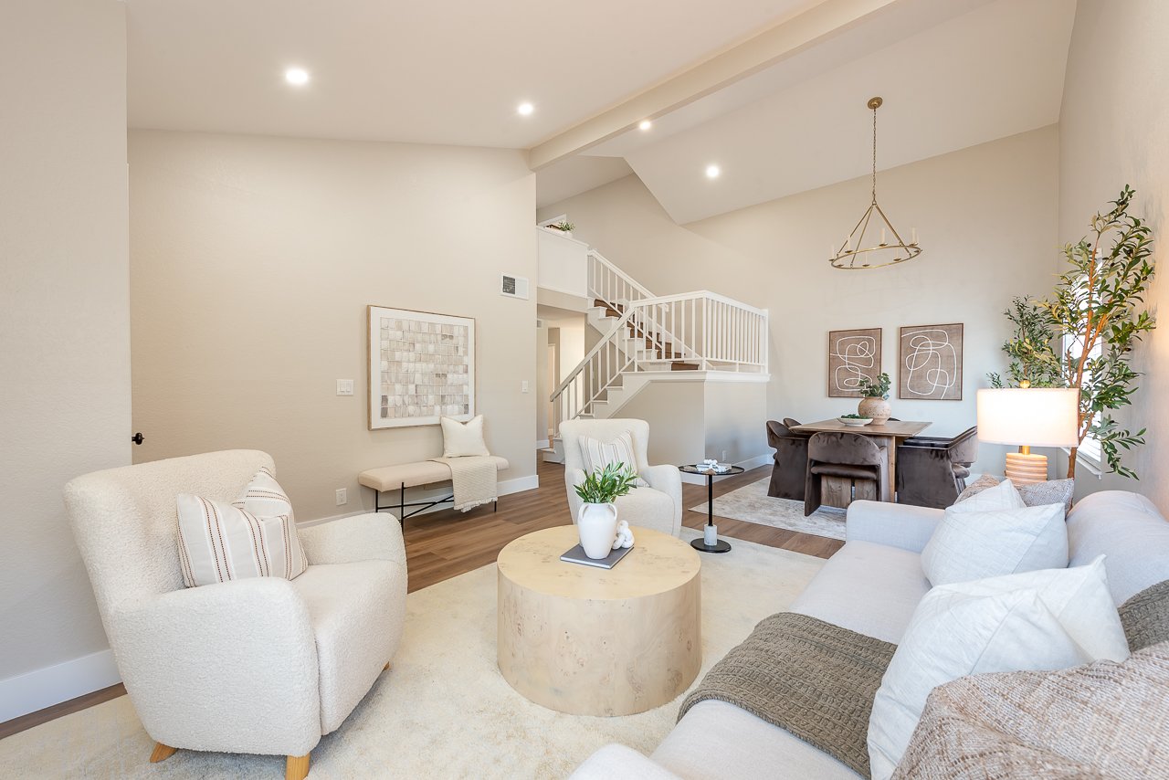 Newly Remodeled. 1 Bed/Bth down, Pioneer Elem!