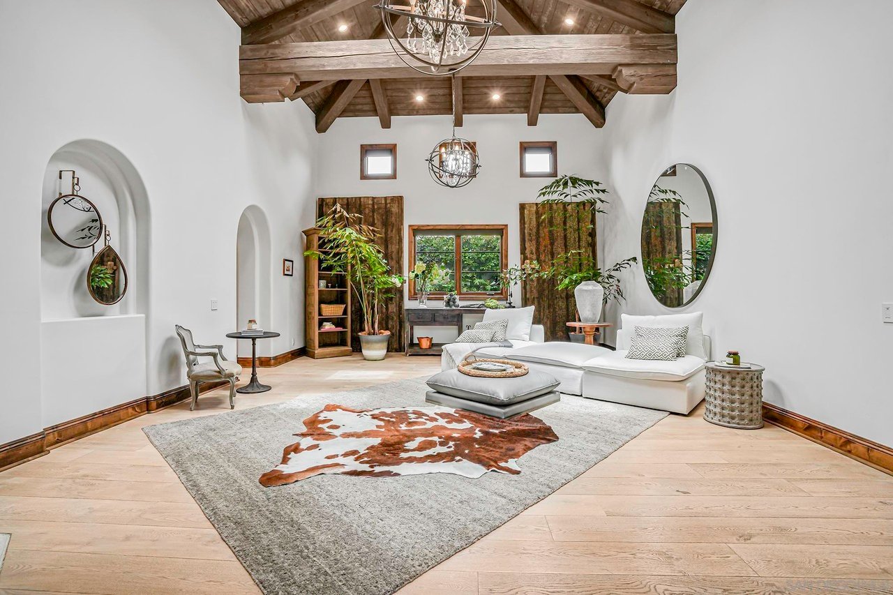 15823 The River Trail