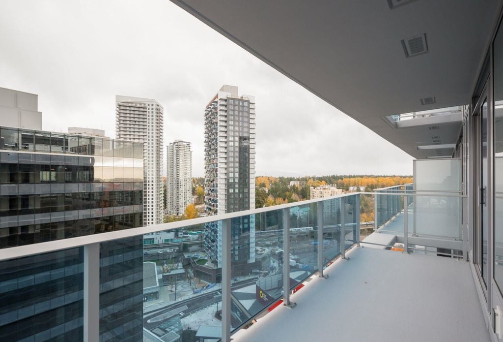 13615 Fraser Hwy, #2005