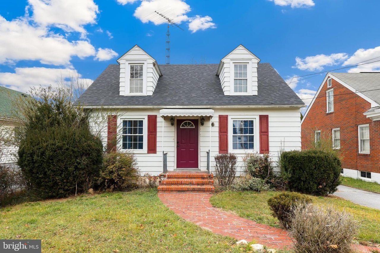 230 Warm Springs Ave