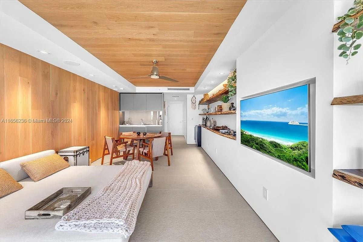 18975 Collins Ave #5302-6