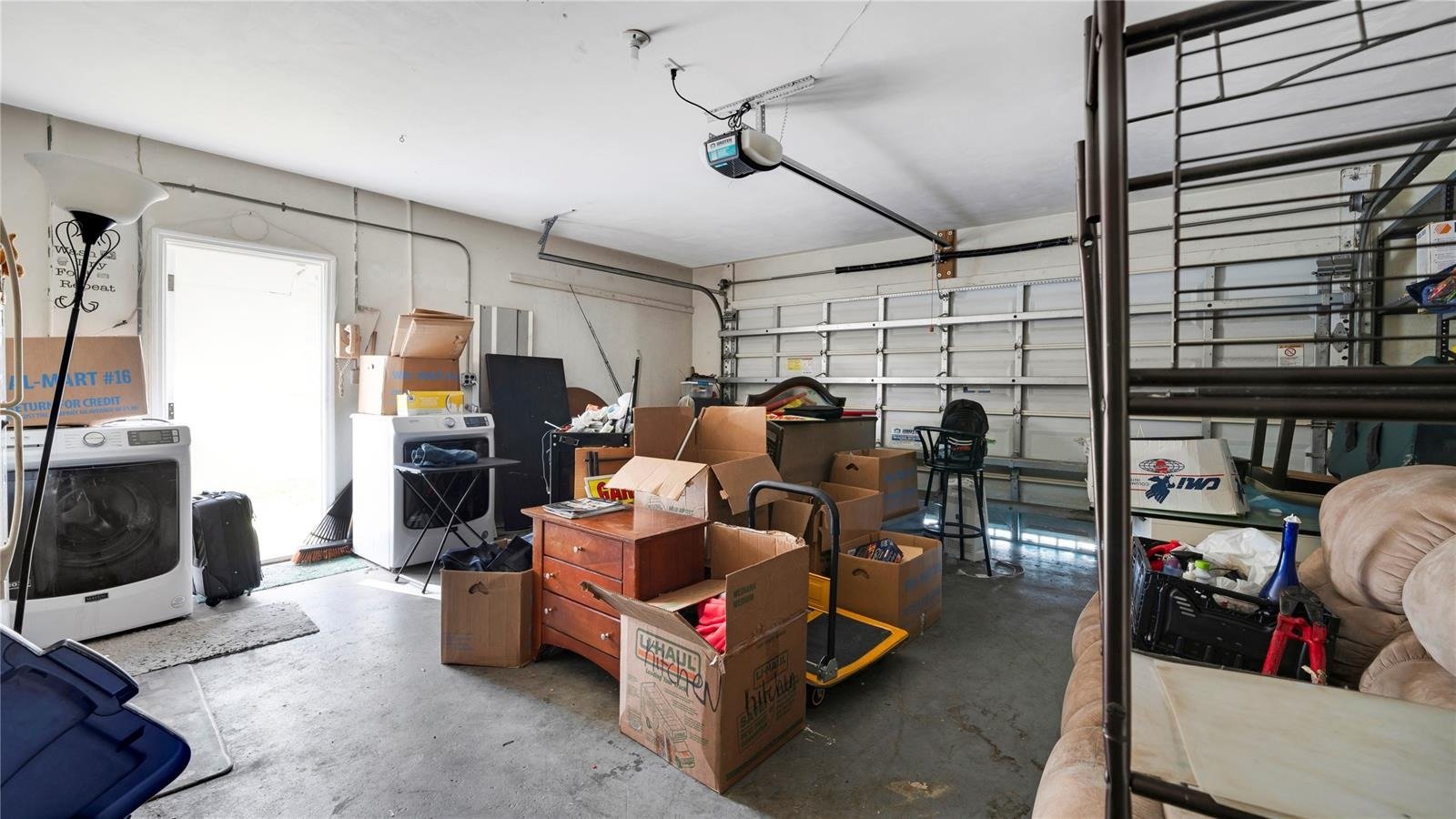 3700 NW 25th St